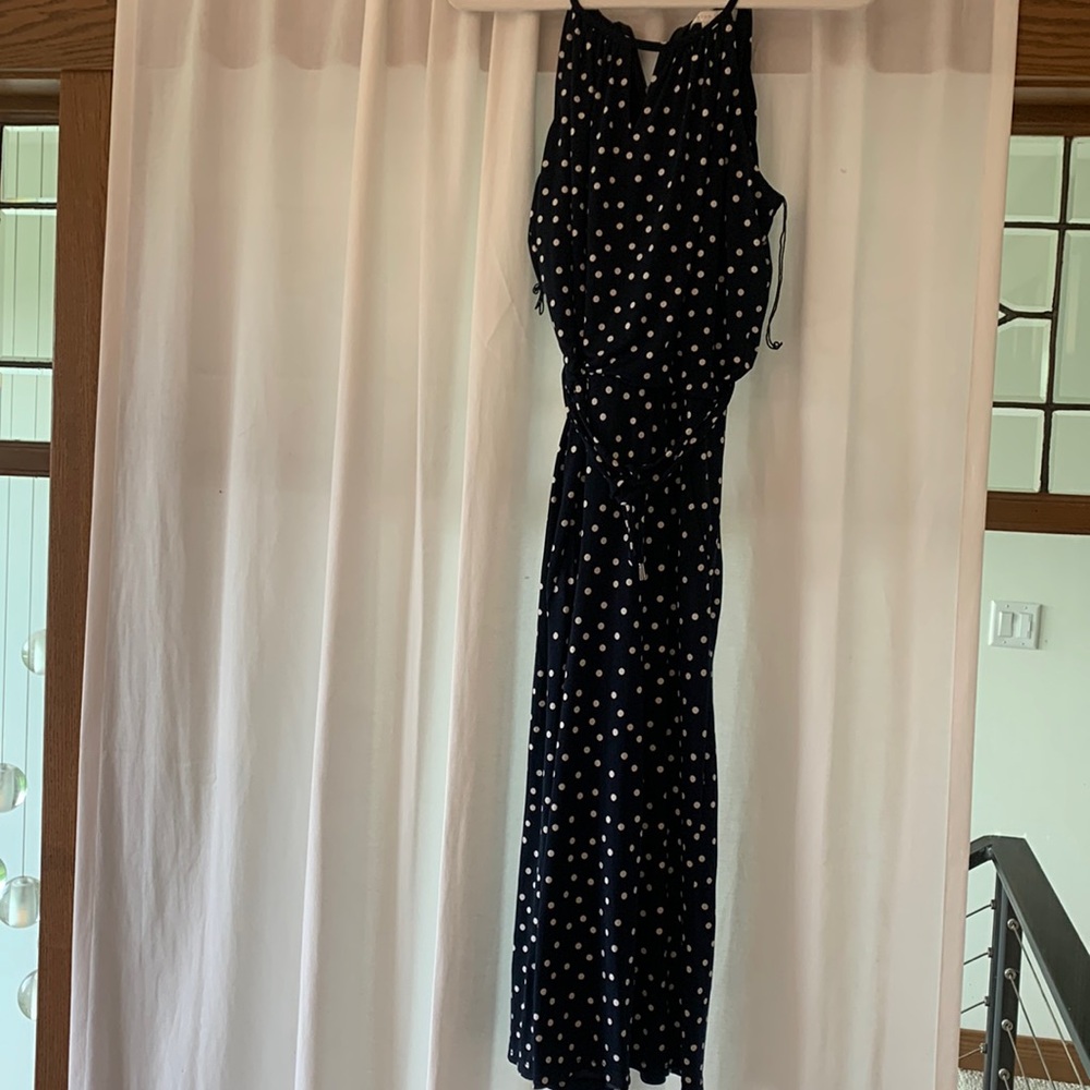 London Times jumpsuit, size 8 with wide cropped legs and keyhole neckline.